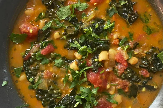 WHITE BEAN, KALE, TOMATO, & CURRY SOUP